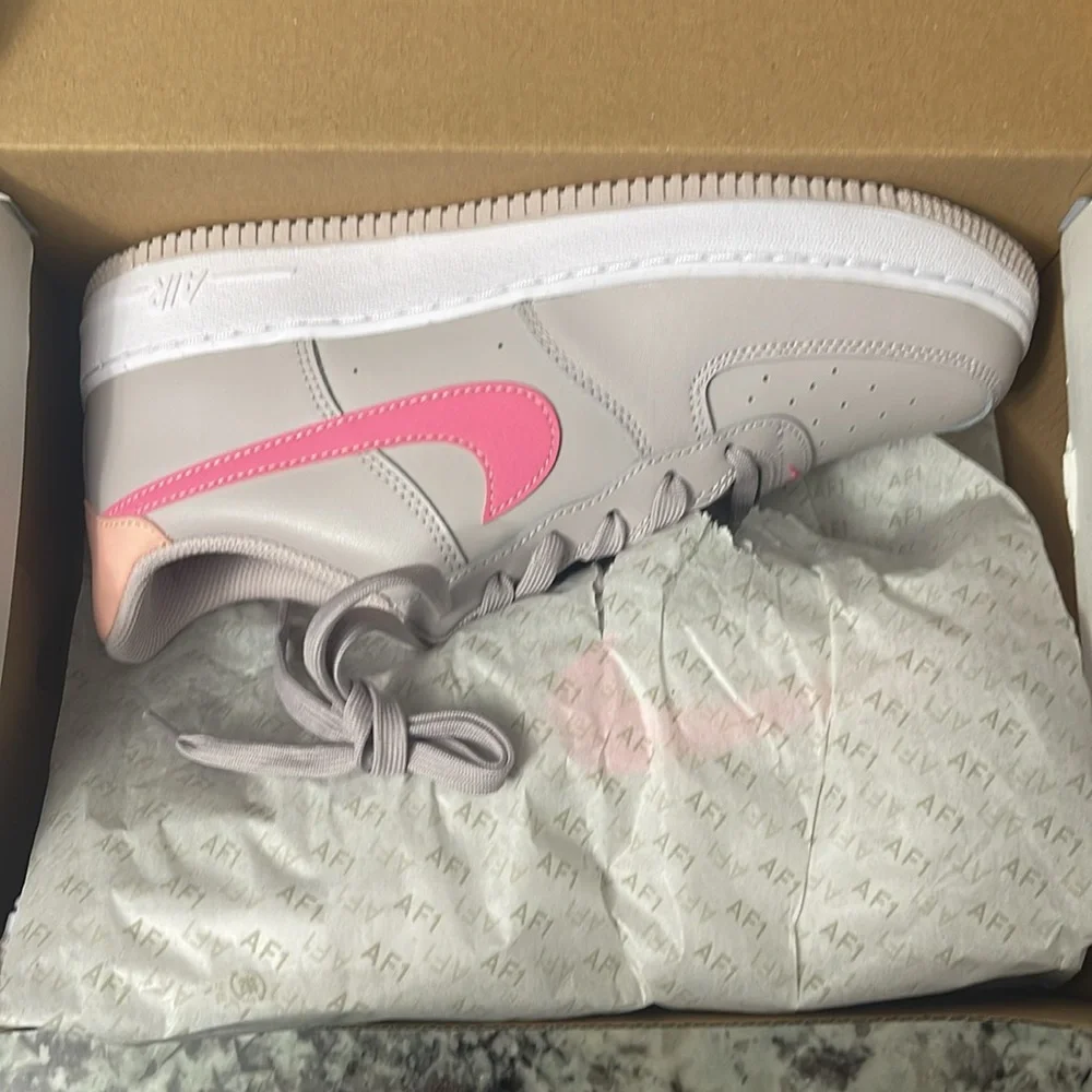 AIR FORCE 1 - Picture 10 of 11